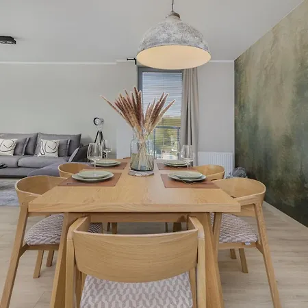 Appartement Dolny With Balcony By Renters *