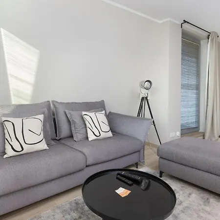 Dolny With Balcony By Renters Appartement