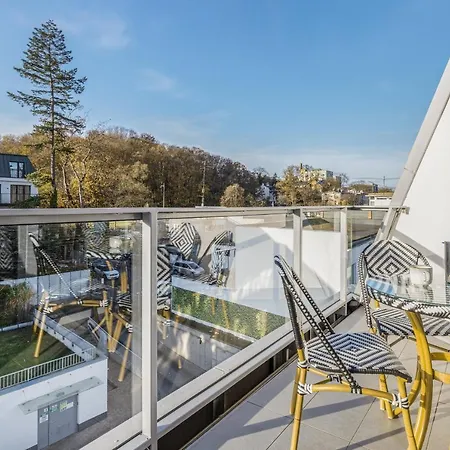 Dolny With Balcony By Renters Appartement
