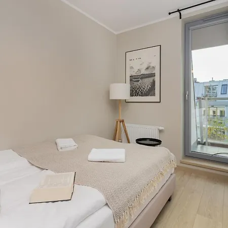 Dolny With Balcony By Renters Appartement